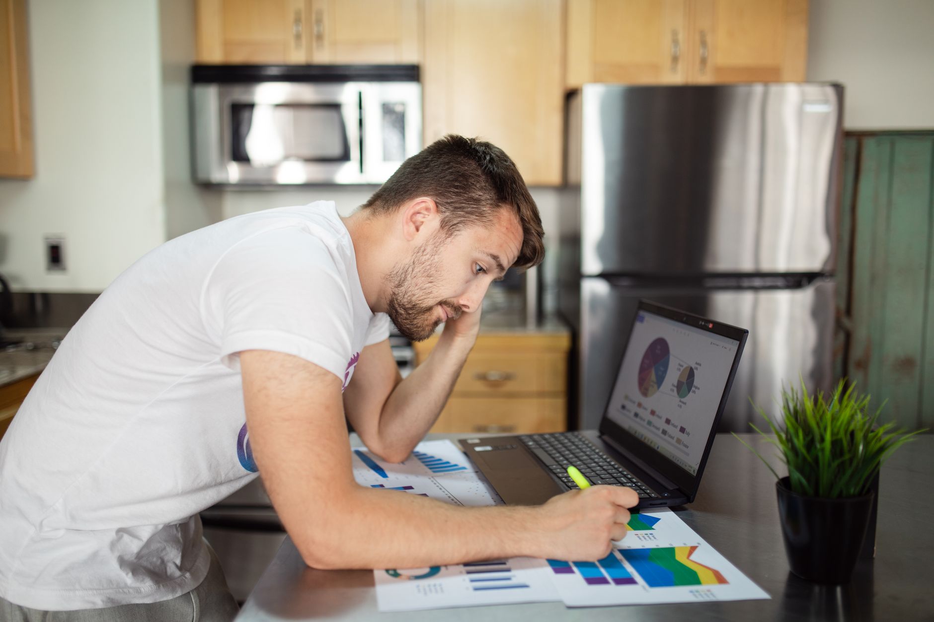 Person looking at a data removal report on a laptop screen